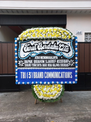Papan Bunga Duka di Karang Asem